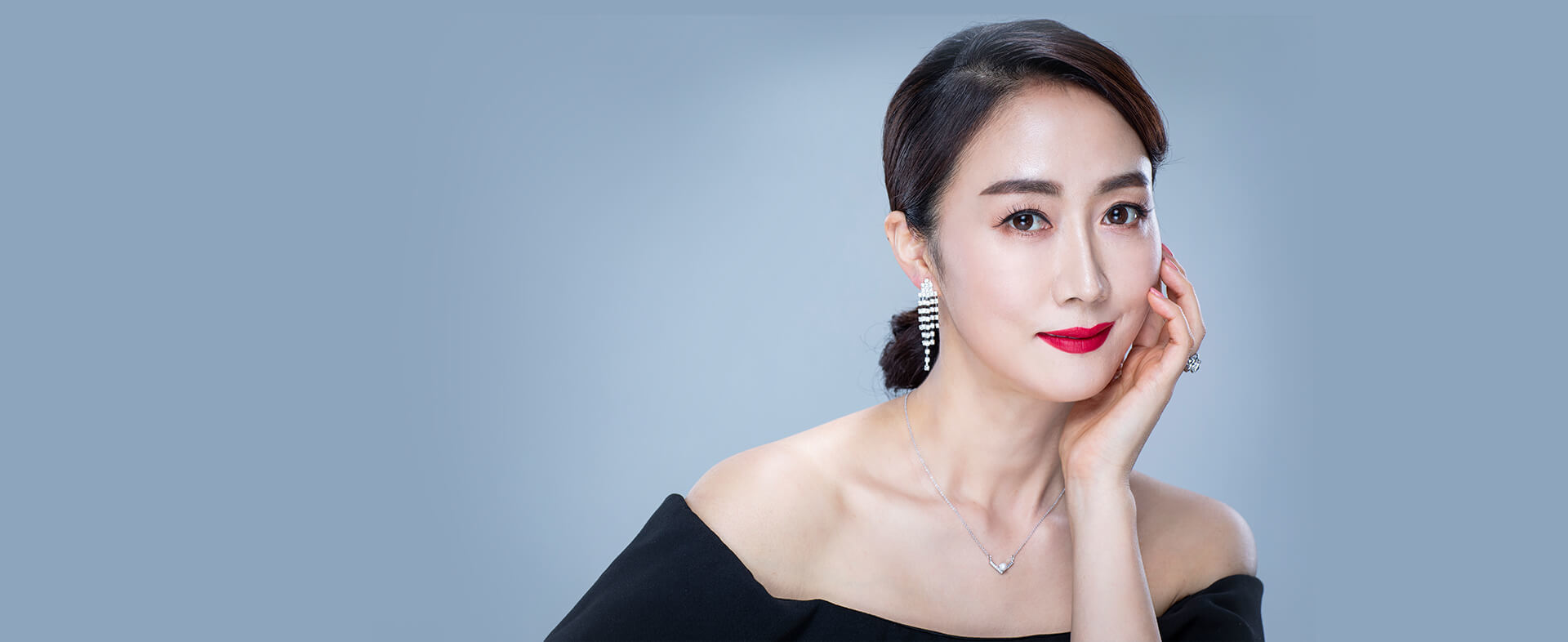 Slider thẩm mỹ mắt trung niên 1