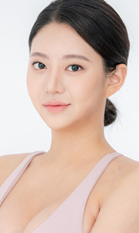 Tỉ lệ hoàn hảo và V-line tự nhiên